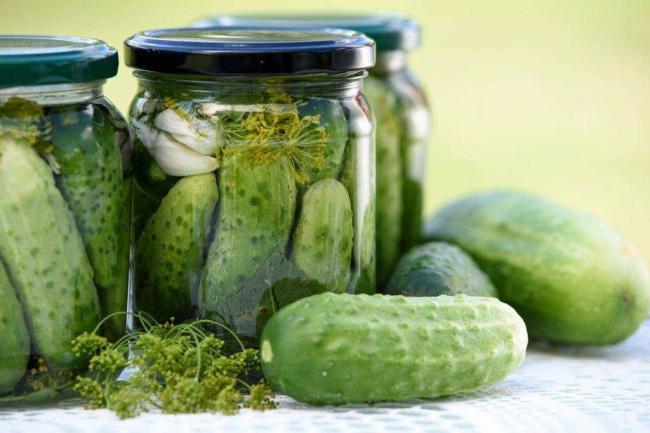 pickled-cucumbers-1520638_1280-1024x683.jpg