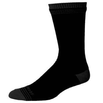 best-waterproof-socks-stay-warm-and-dry-when_2.jpg