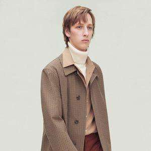 uniqlo-u-fw19-12.jpg.300x300_q77_box-0%2C36%2C800%2C611_crop.jpg