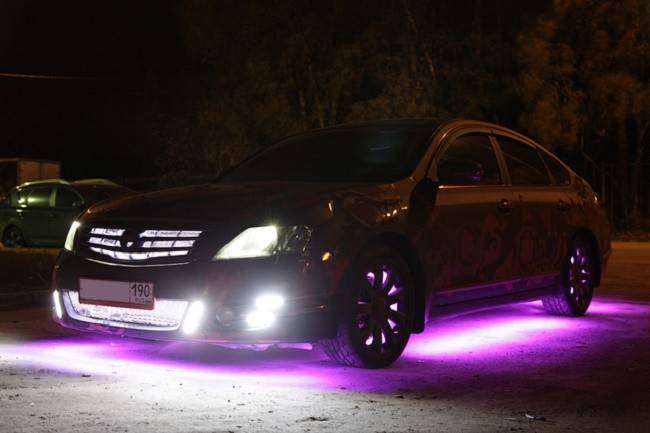 Backlight-LED-ribbon-car-650x433.jpg