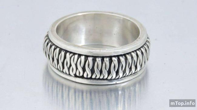 silver-ring-2231967_1280.jpg