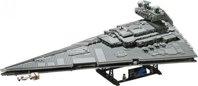lego-75252-Imperial_Star_Destroyer-87004df9-imm39860-m.jpg