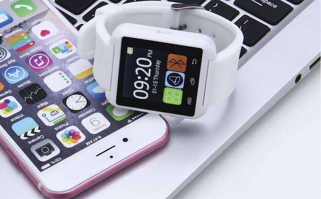 android-SmartWatch-Apple-Watch.jpg