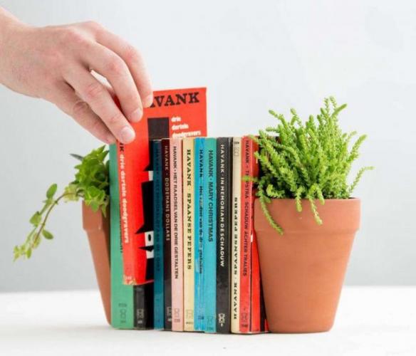 plant-pot-living-bookends-2.jpg
